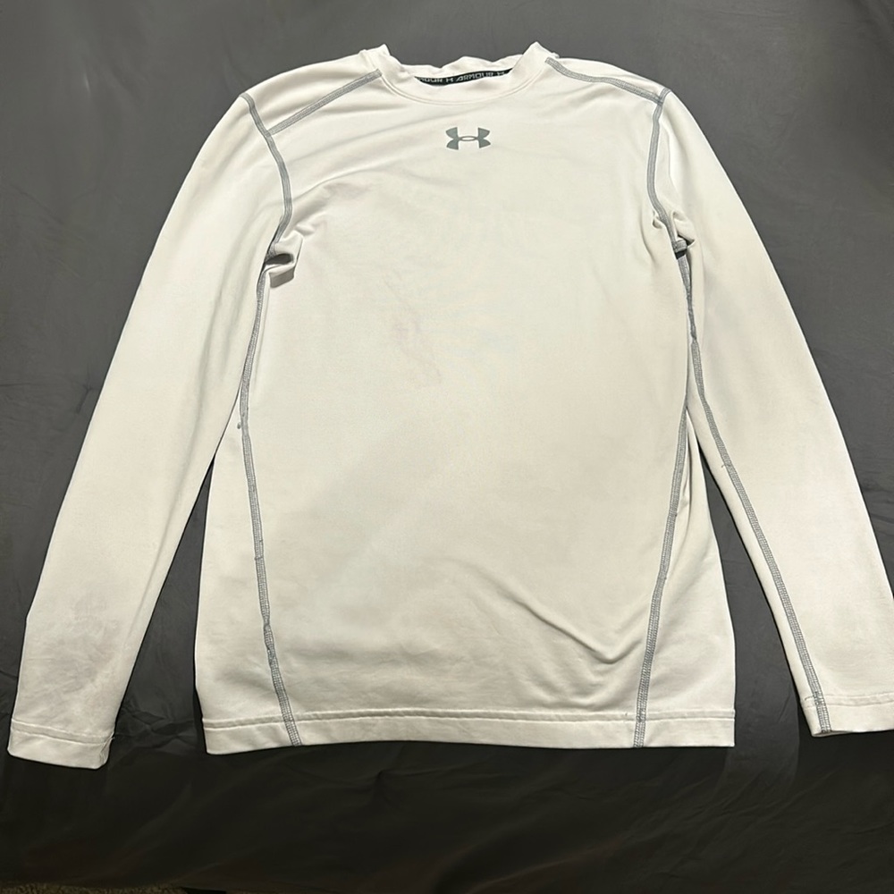 Men’s (or women) Under Armour compression under-shirt.
